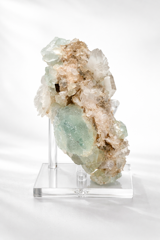 Fluorite with quartz
